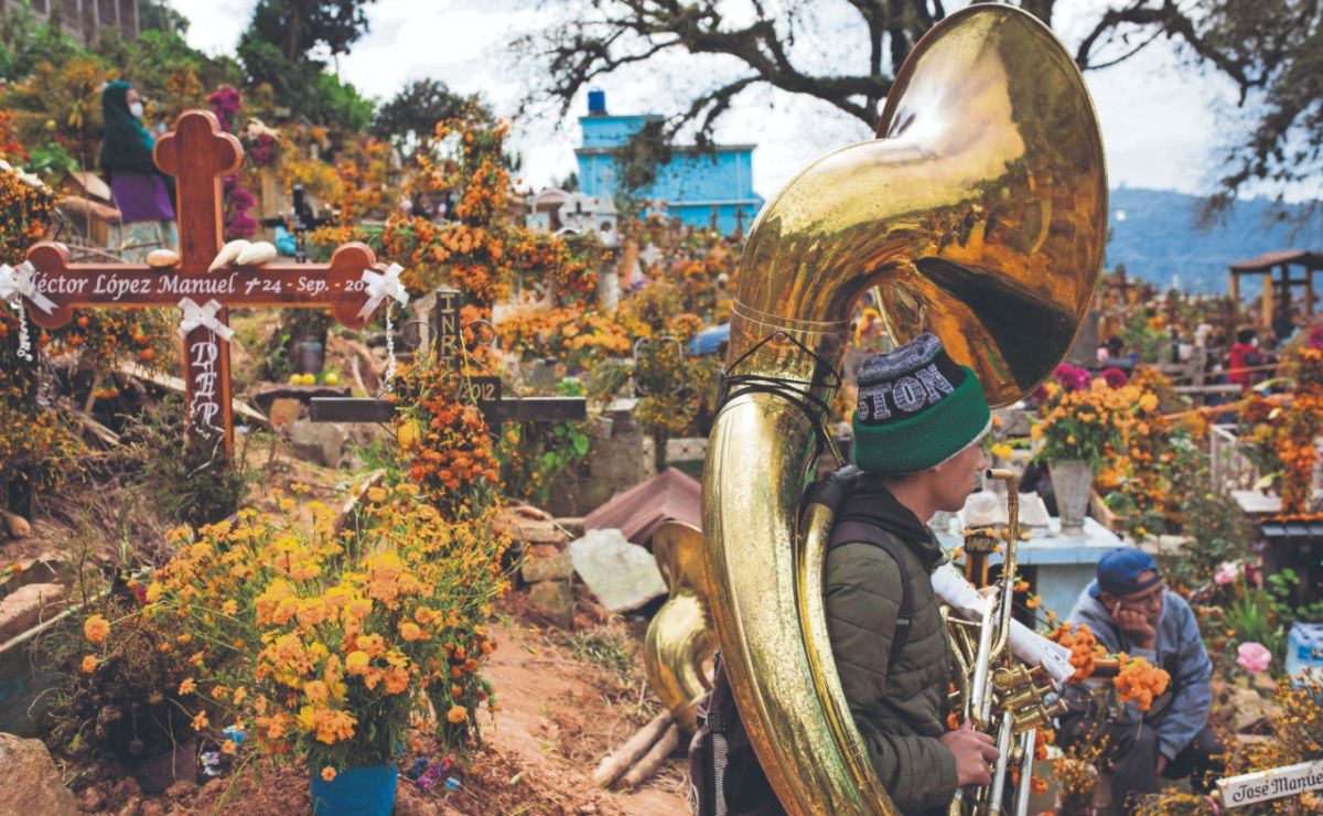 Día de Muertos en Ayutla Mixe, Oaxaca, el hilo invisible que sostiene el vivir comunitario