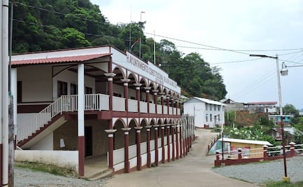 Tras 3 sentencias por violencia de edil, regidora de San Juan Lalana pide ayuda del gobierno de Oaxaca