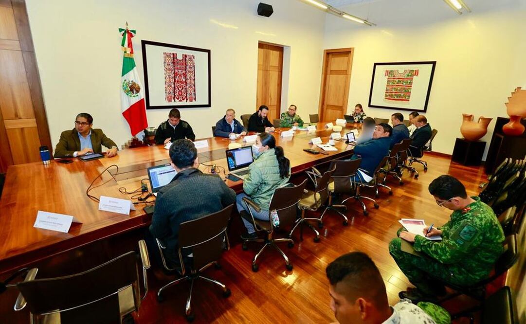 Con intervención de Segob Oaxaca, liberan a dos exfuncionarios retenidos en San Andrés Yaá. Foto: Especial