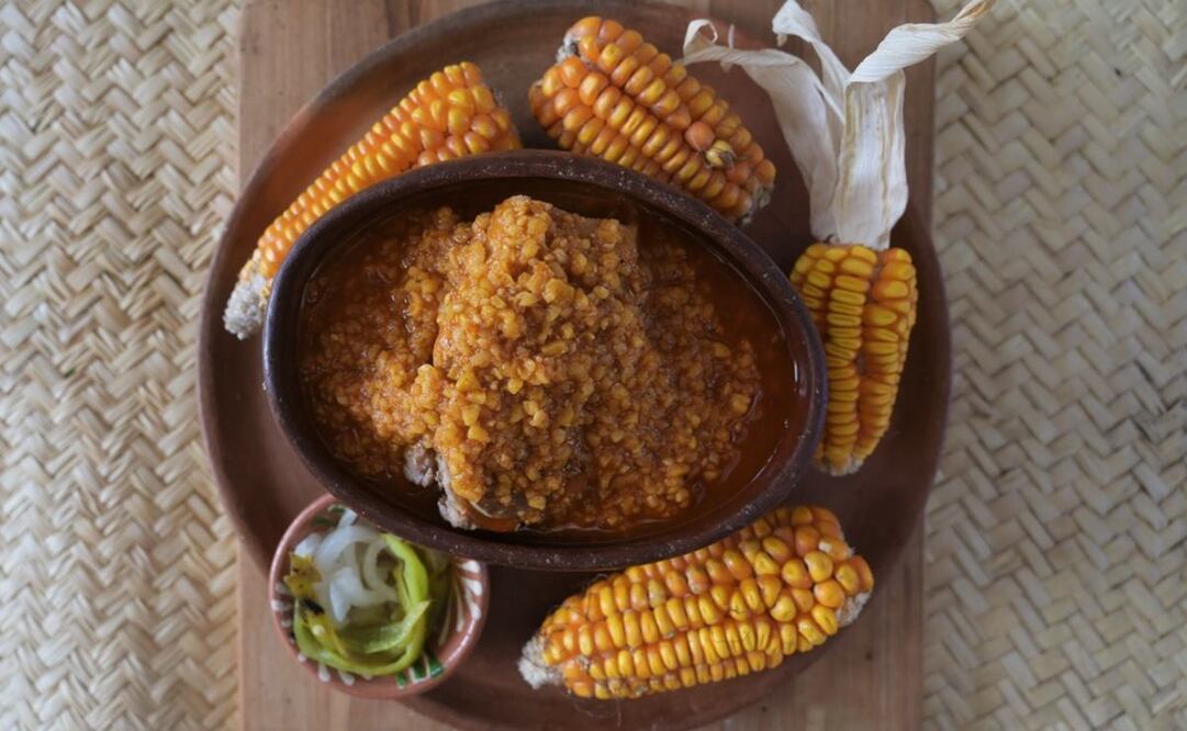 Estos son los platillos tradicionales que se pueden disfrutar en Oaxaca durante la Guelaguetza