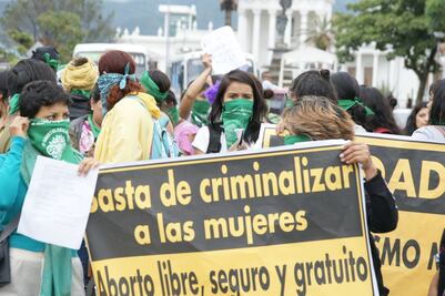 "No claudiquen, es la causa justa", pide Marea Verde a diputadas que impulsan aborto legal