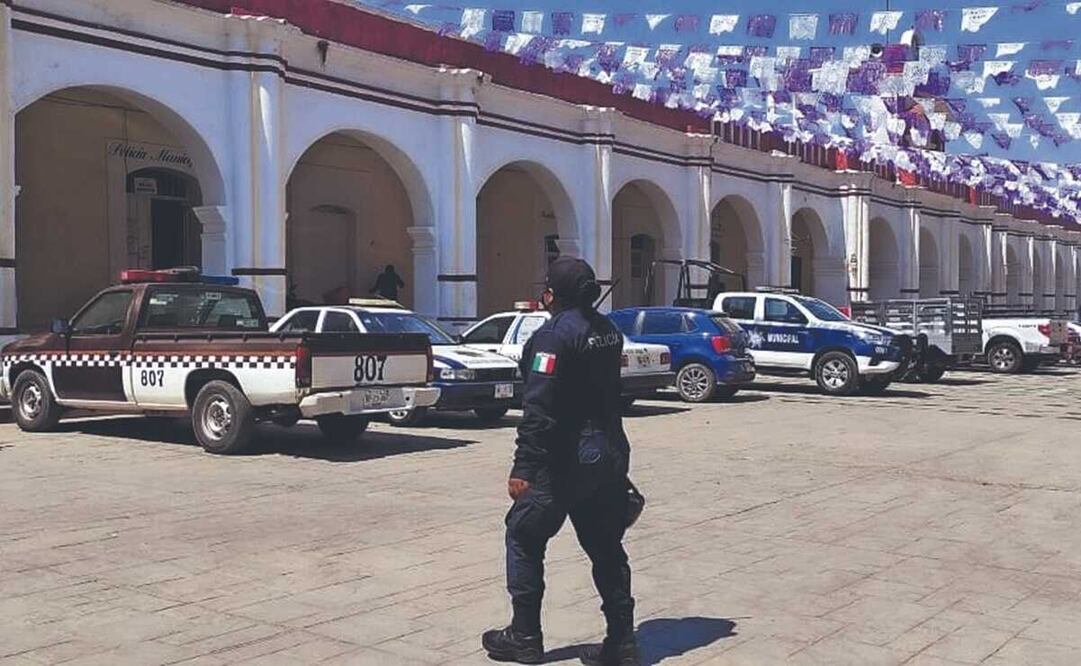 En Nochixtlán hay sólo 20 policías para 20 mil habitantes; pobladores acusan que algunos elementos tienen nexos con la delincuencia. Foto: Juana García