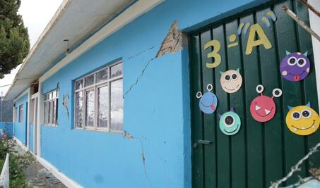 Aún con daños por 3 terremotos previos, sismo nuevo lastimó infraestructura educativa