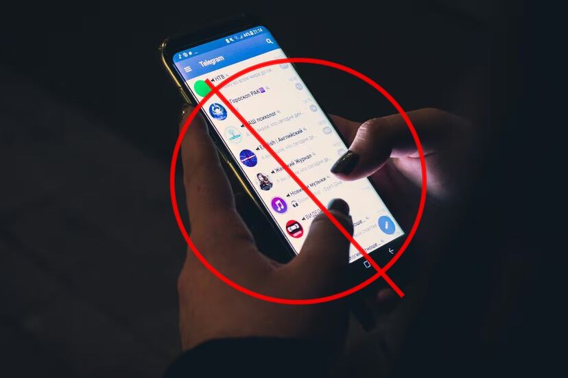 Identifican a 25 menores de escuelas de Oaxaca víctimas de violencia digital a través de app de mensajería