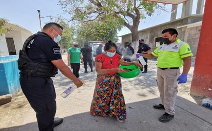 Familias zapotecas adaptan ritual: Por Covid visitan a sus muertos el Domingo de Ramos entre filtros sanitarios