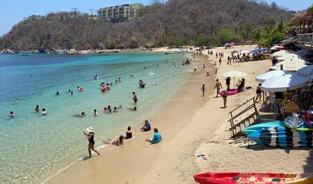 Cae 12% ocupación hotelera en Huatulco; prevén desplome de turismo para Semana Santa por coronavirus