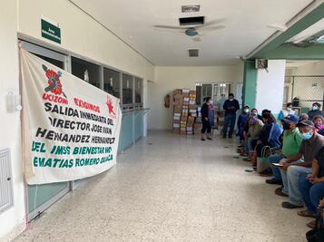 Protestan en el IMSS de Matías Romero, Oaxaca, por muerte de 2 recién nacidos y falta de atención a embarazadas