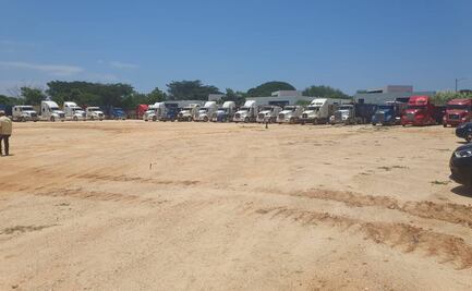 Transportistas exigen al gobierno de Oaxaca ser incluidos en obras de escollera de Salina Cruz