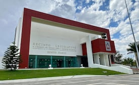 Vinculan a proceso a expresidenta municipal de Mártires de Tacubaya, Oaxaca, por uso de documentos falsos