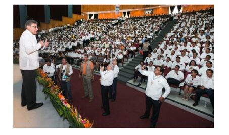 SNTE pide no “eternizarse” en cargos a líderes magisteriales