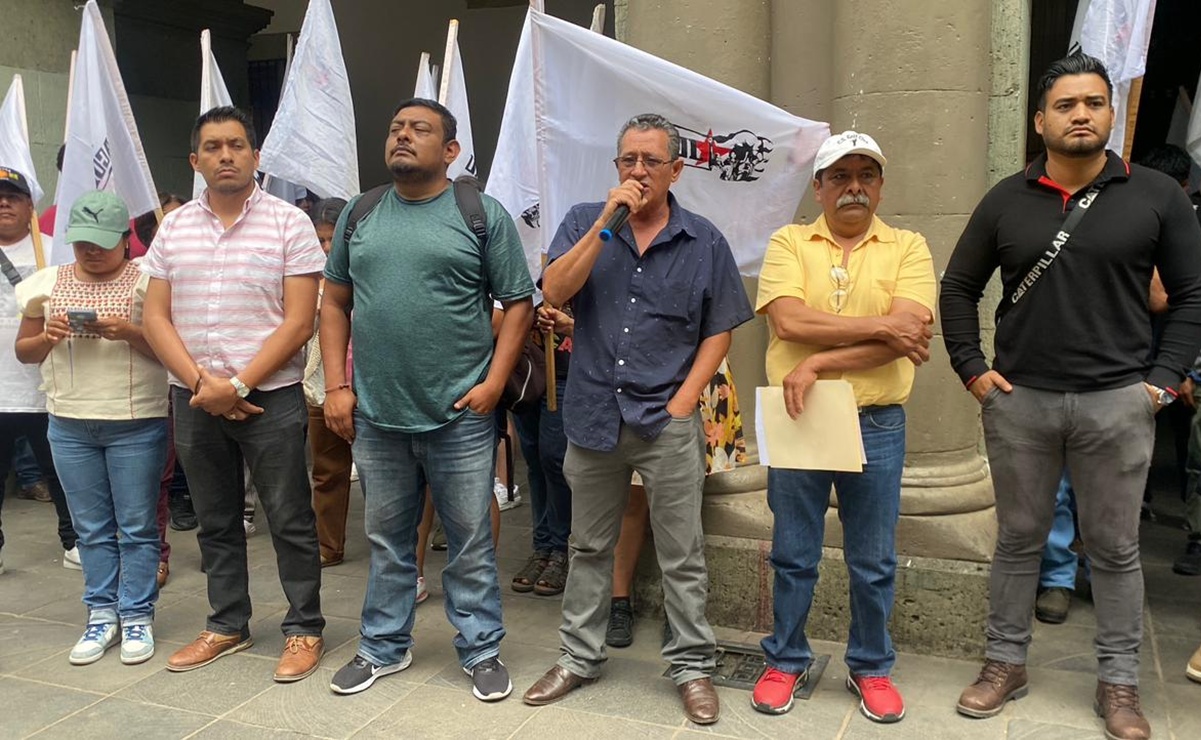 "Que no sea una simulación", dicen víctimas de Nochixtlán, tras la detención de policía inculpado en la masacre