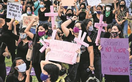 Tras un año de investigación, juez de Oaxaca libera a ginecólogo detenido por violar a paciente; ella pide justicia