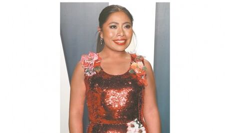 Yalitza Aparicio retoma la pintura y la lectura en la cuarentena