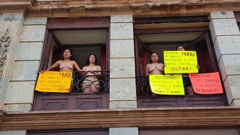 Con semidesnudo, exigen alto a la violencia contra las mujeres
