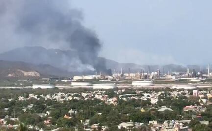 Se reactiva incendio en refinería de Salina Cruz, Oaxaca; suspenden labores en la planta