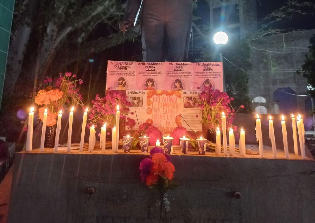 Con ofrenda, colectivas recuerdan a víctimas de feminicidio en la Cuenca de Oaxaca