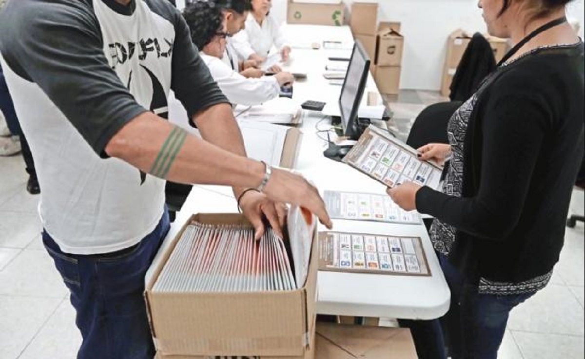 Emiten su voto 2,249 oaxaqueños en el extranjero