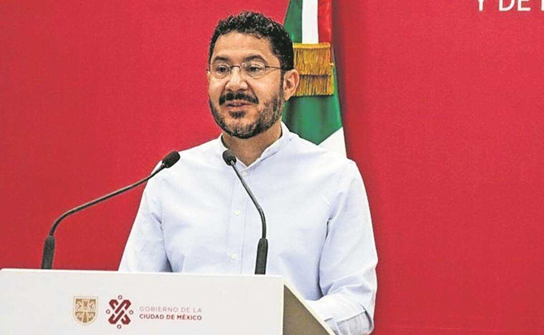 "De ninguna manera se va a aceptar el regreso a Avenida Juárez", dice Batres a comunidad Triqui