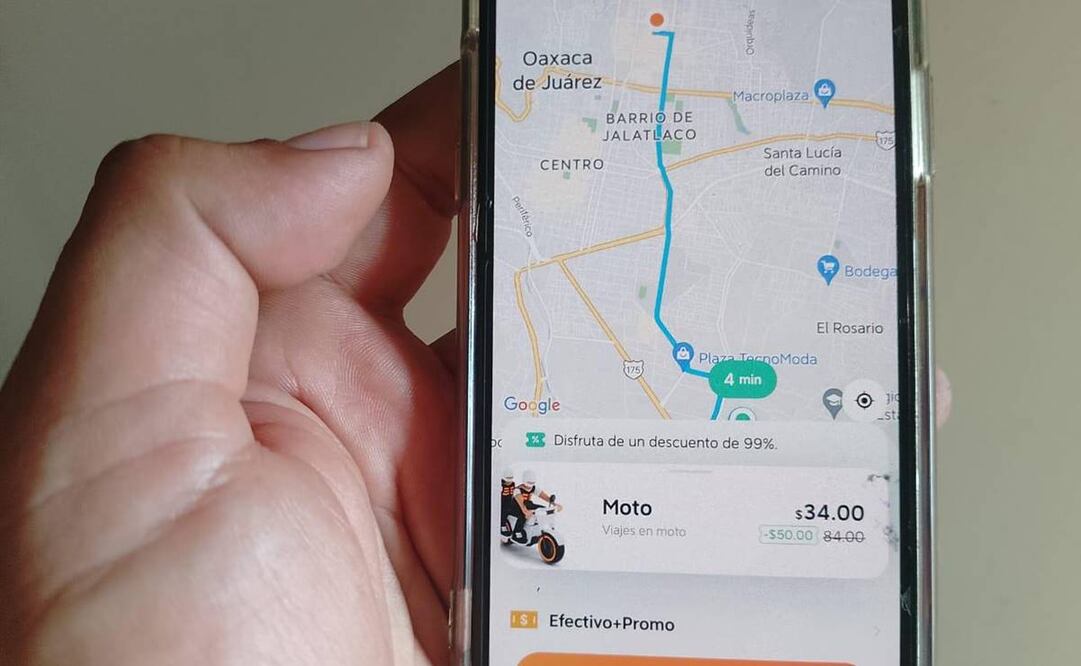 Usuarios en Facebook afirman haber utilizado este servicio en la ciudad de Oaxaca, y destacan lo económico del transporte. Foto: Juan Carlos Zavala EL UNIVERSAL