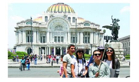 Mayoría de mexicanos gastará al menos 5 mil pesos en Semana Santa