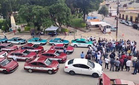 Transportistas de la Mixteca cancelan protesta en la ciudad de Oaxaca, tras mesa de negociación con autoridades estatales