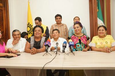 Presentan a candidatas a diputadas locales Muxes