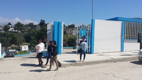 Mujer da a luz en la calle, de nuevo en San Antonio de la Cal, Oaxaca