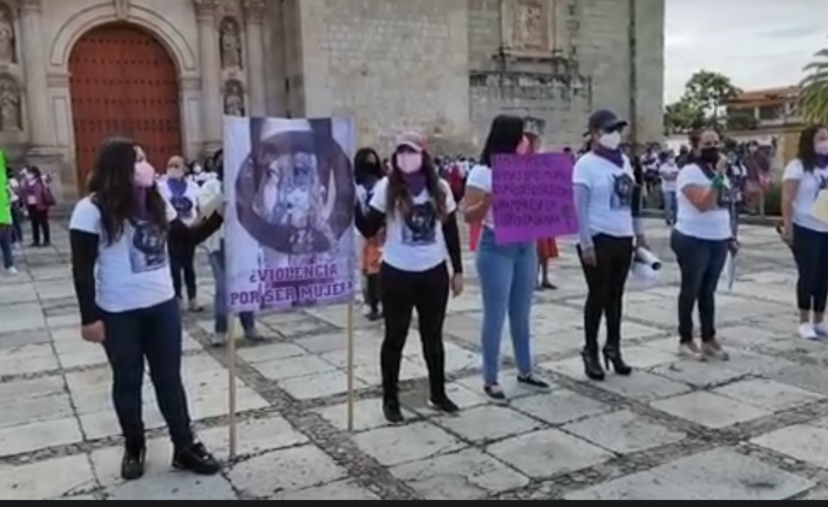 Pese a muestras de apoyo a familia Vera Carrizal, colectivo "Violencia por ser mujer" niega relación con presunto agresor de Elena Ríos