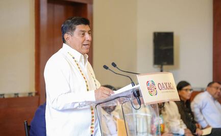 Gobernador de Oaxaca sale en defensa de AMLO por restricciones del tribunal electoral