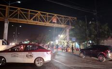 Habitantes de 5 colonias de Tehuantepec, Oaxaca, protestan por cortes de energía eléctrica de la CFE