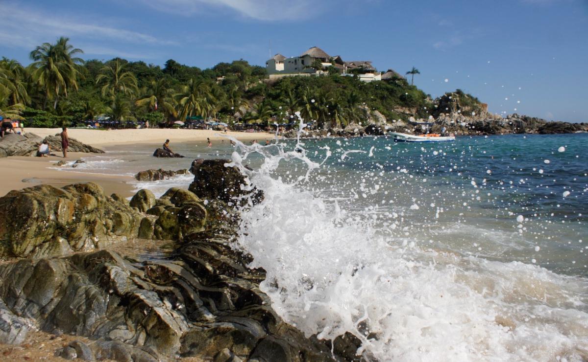 Suben a más de 300 las personas detenidas en Puerto Escondido por no usar cubrebocas