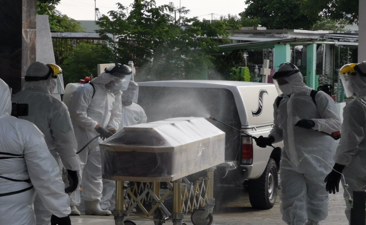 Piden cambiar a Covid-19 causa de muerte de familiares, buscan cobrar apoyos para gastos funerarios