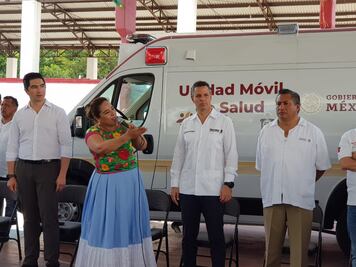 Supervisa Alejandro Murat viviendas afectadas por sismo en Comitancillo