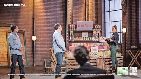 La salsa de chapulín que sedujo a tiburones