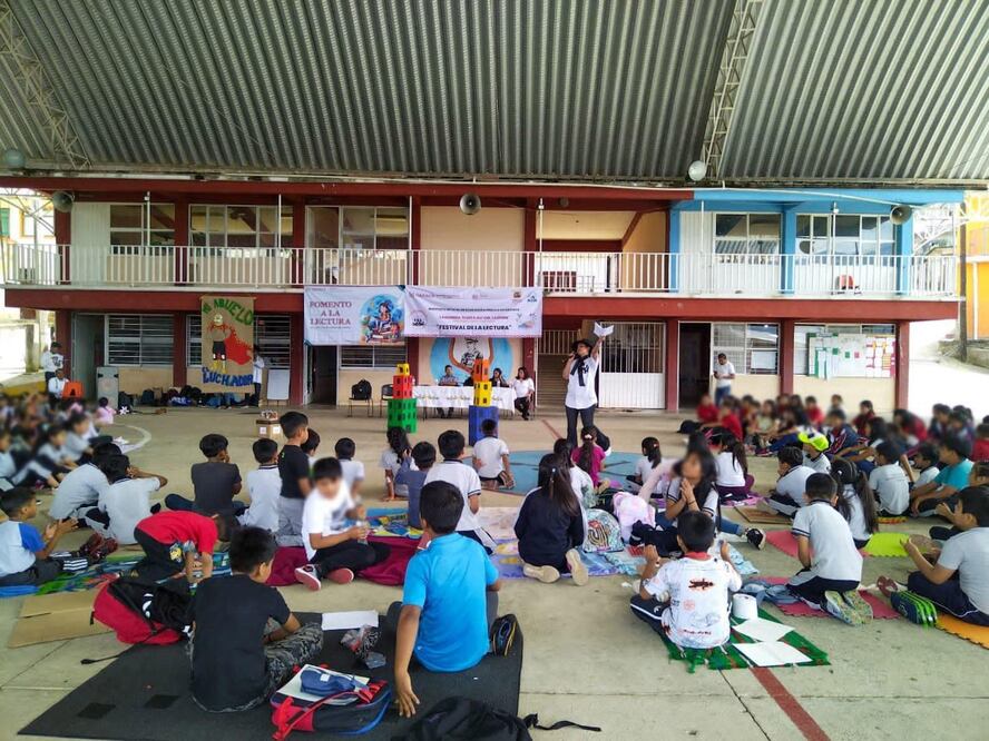 Suspenden clases en todas las escuelas de 3 regiones de Oaxaca por impacto de huracán John