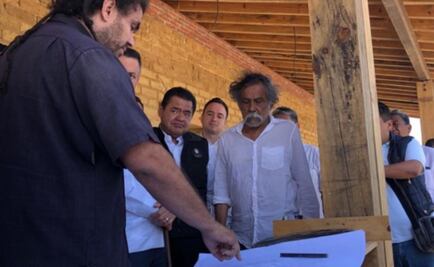 Inician construcción de Telebachillerato, uno de los últimos proyectos de Francisco Toledo