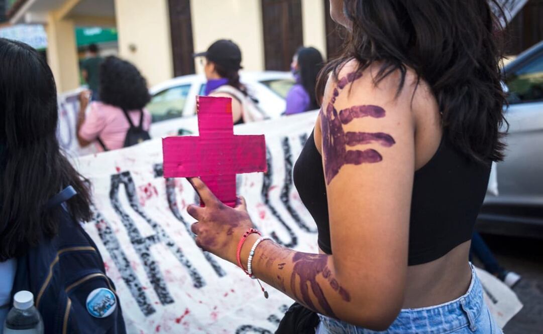 Asesinan a joven mujer de Oaxaca y la abandonan en Ocotlán; había Alerta Rosa por su desaparición. Foto: Claus Mendoza