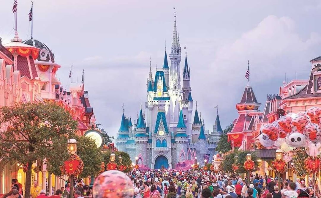 Al estilo Disney: causa revuelo capacitación impulsada por Sectur Oaxaca e impartida por la Federación. Foto: Arlen Pimentel