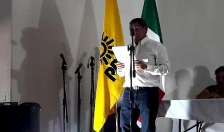 Celebra PRD 30 años sumido en una "crisis enorme", reconoce líder estatal