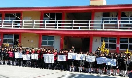 Alumnas del Cobao denuncian a profesor por acoso; lo separan del cargo