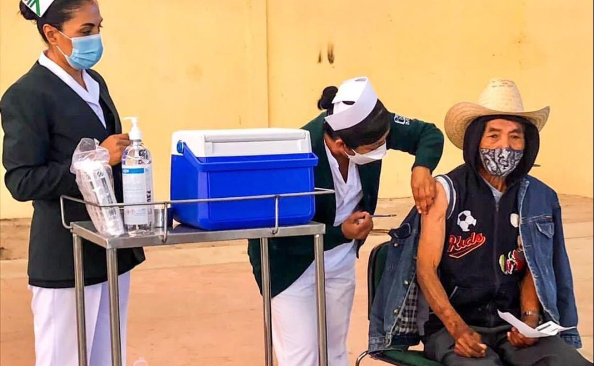 Arranca en Oaxaca aplicación de dosis de refuerzo contra Covid, para personas de la tercera edad