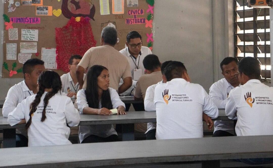 Red de Intérpretes, asociación premiada por apoyar a indígenas de Oaxaca para alcanzar justicia. Fotos: Cortesía Redin