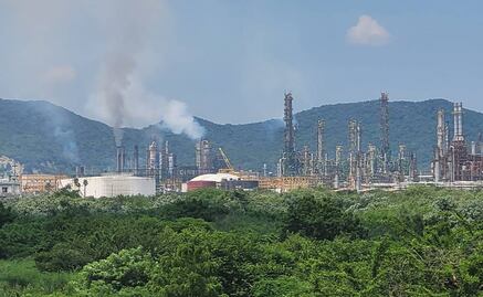 Más de 2 mil personas no fueron contratadas este año para labores de mantenimiento en refinería de Salina Cruz 