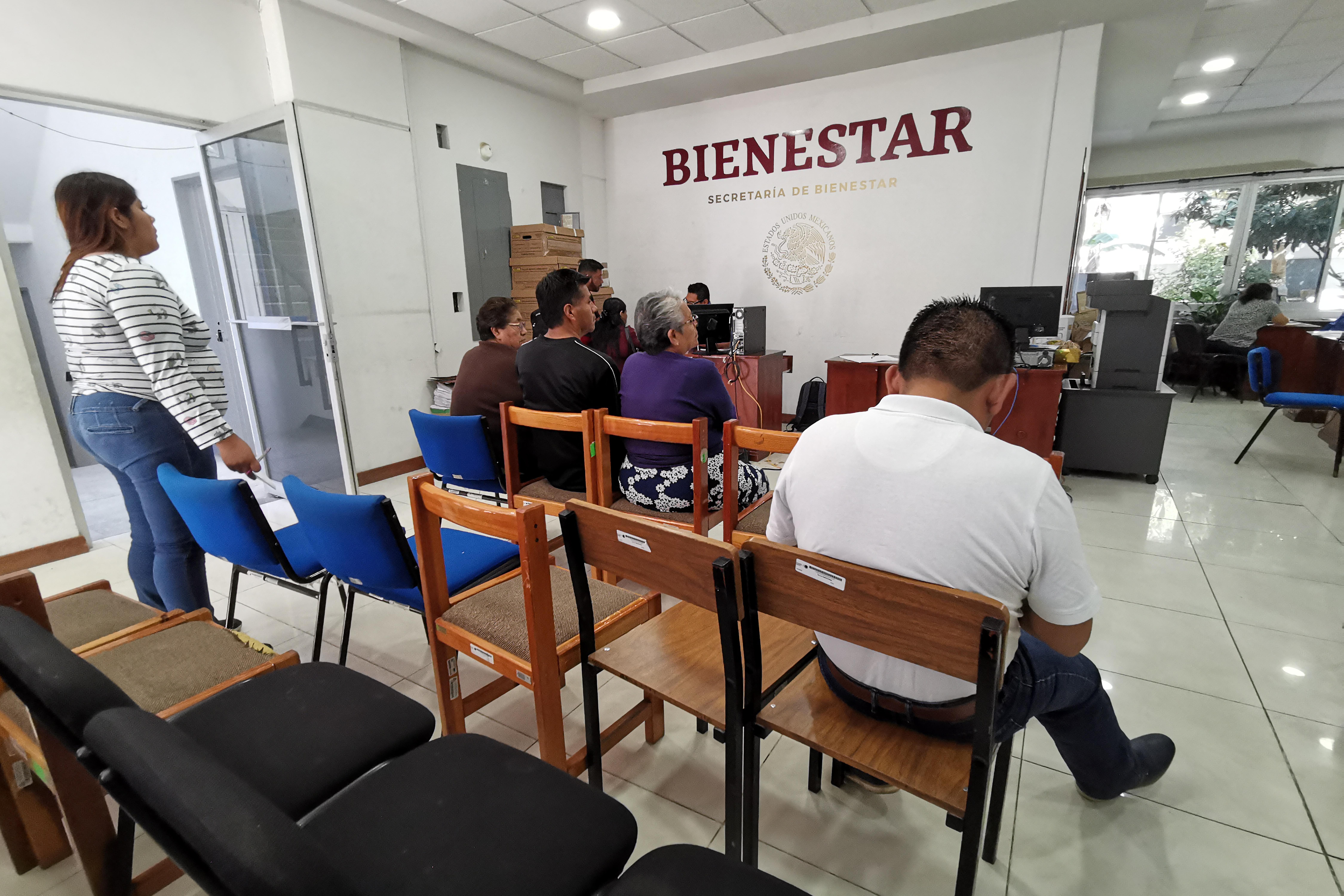 Ciudadanos piden vigilar mudanza de Bienestar a Oaxaca, a un año de la 4T