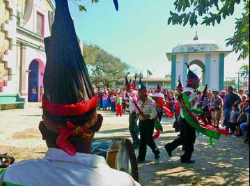 Ikoots y zapotecas se unen por la Virgen de la Candelaria