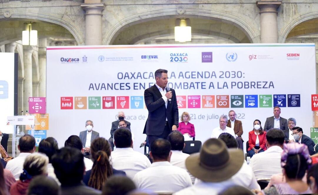Comparte gobierno de Oaxaca estrategia para disminuir pobreza con organismos internacionales. Fotos: Especiales