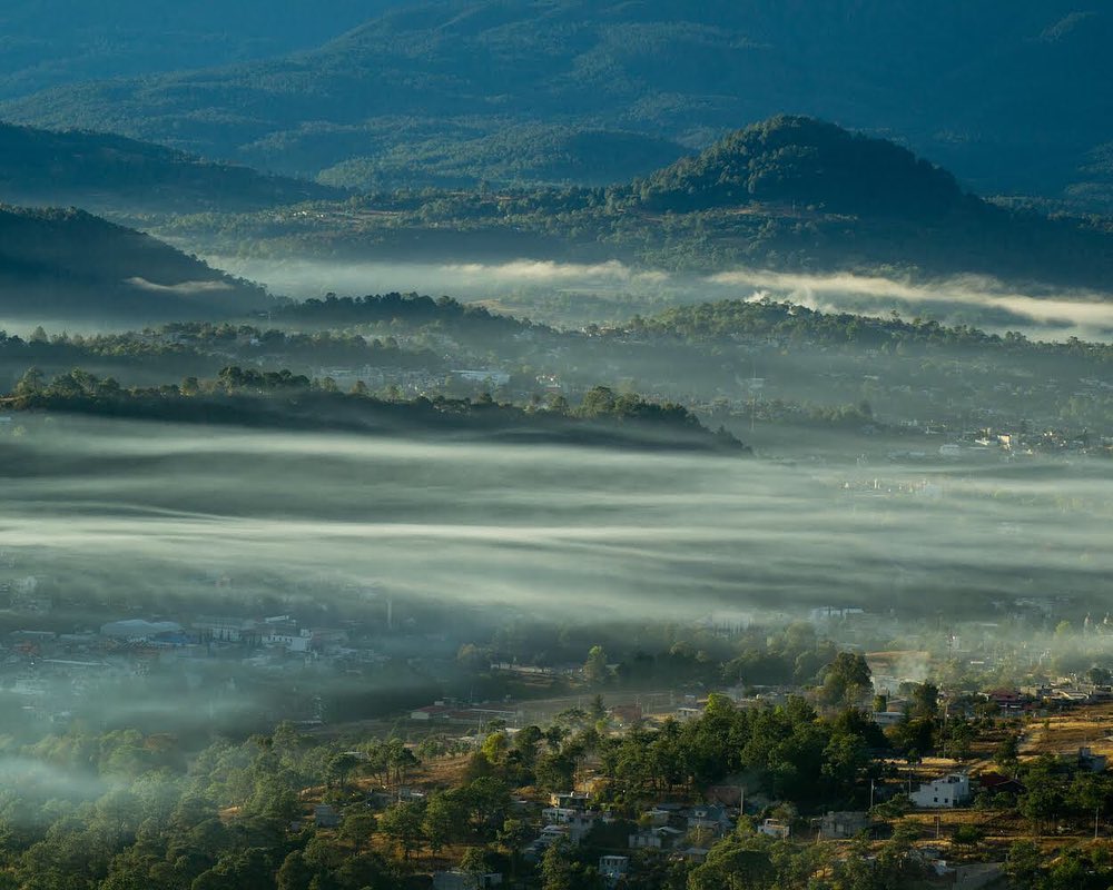 Tlaxiaco entre la neblina. Foto: Instagram, donorlandosantiago