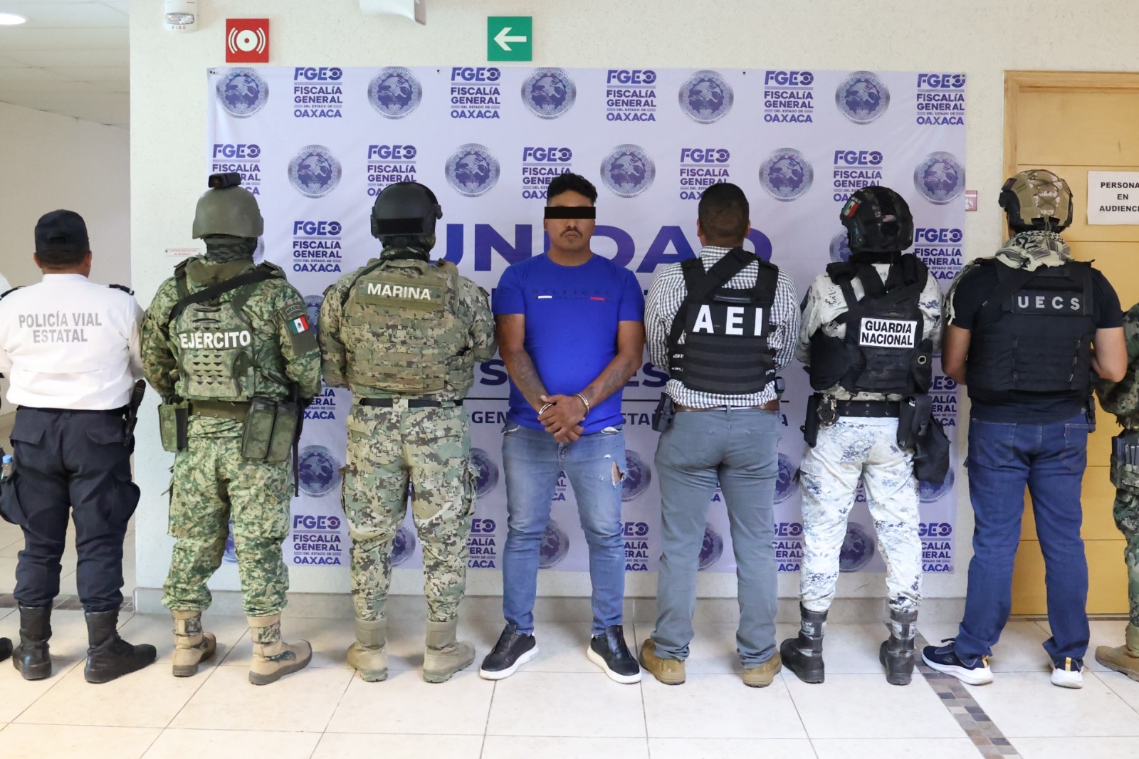 “Generador de violencia”, detenido por la Fiscalía de Oaxaca, posaba en fotos con políticos de Morena