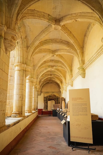 El Exconvento de Cuilápam actualmente es un recinto donde se exhiben piezas de la cultura Zapoteca. Foto: Secretaría de Turismo de Oaxaca.