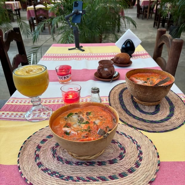 Caldo de piedra. Foto: caldodepiedra.cocinadeorigen, Instagra,
